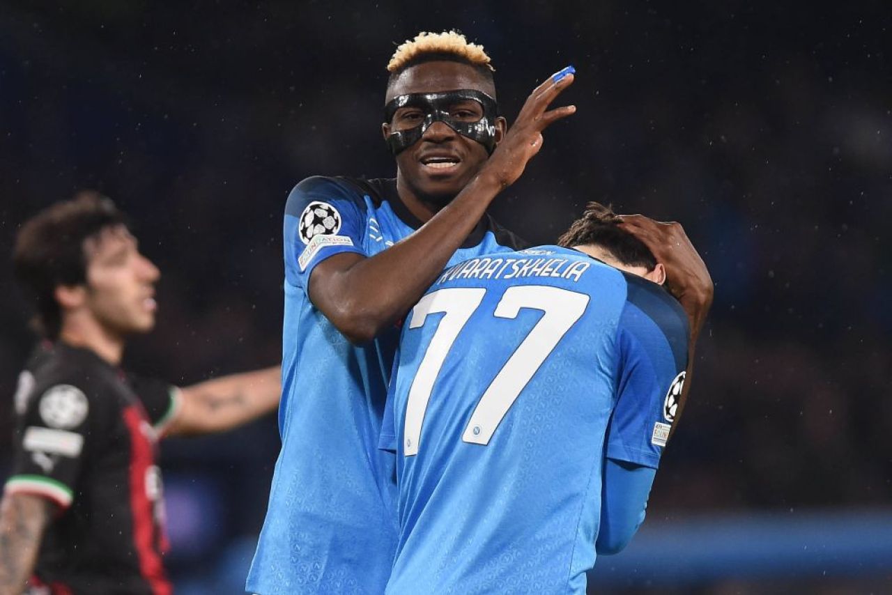 Victor Osimhen sau Khvicha Kvaratskhelia? Cine dintre cei doi de la Napoli este cel mai bun jucător din Serie A în acest sezon_14