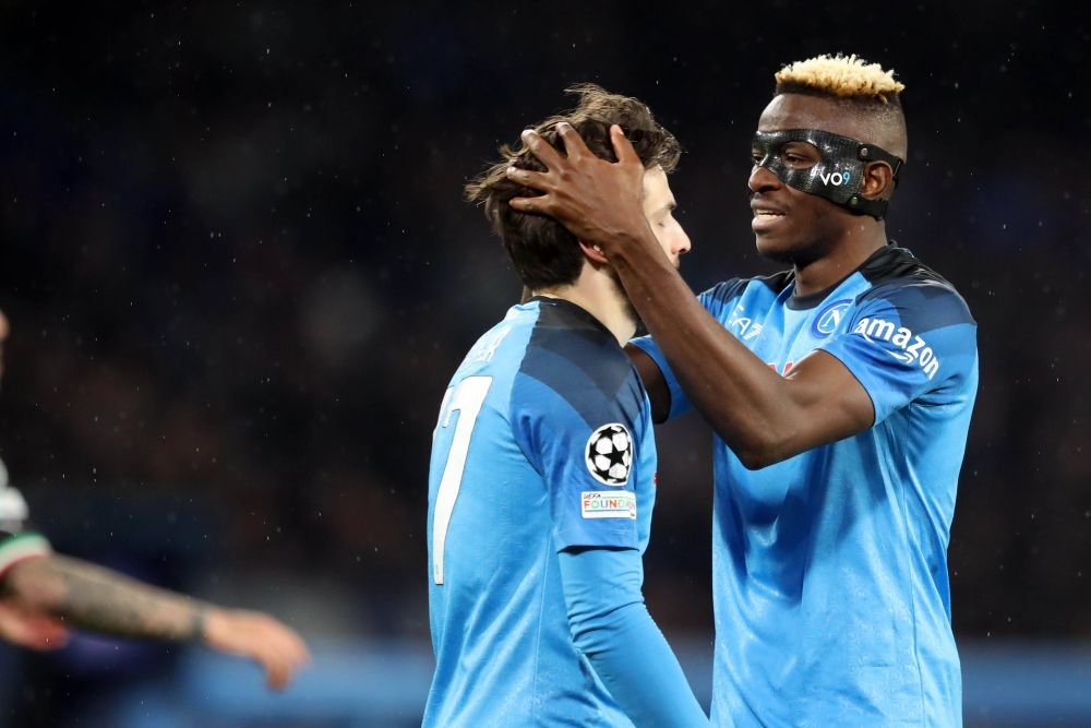 Victor Osimhen sau Khvicha Kvaratskhelia? Cine dintre cei doi de la Napoli este cel mai bun jucător din Serie A în acest sezon_16