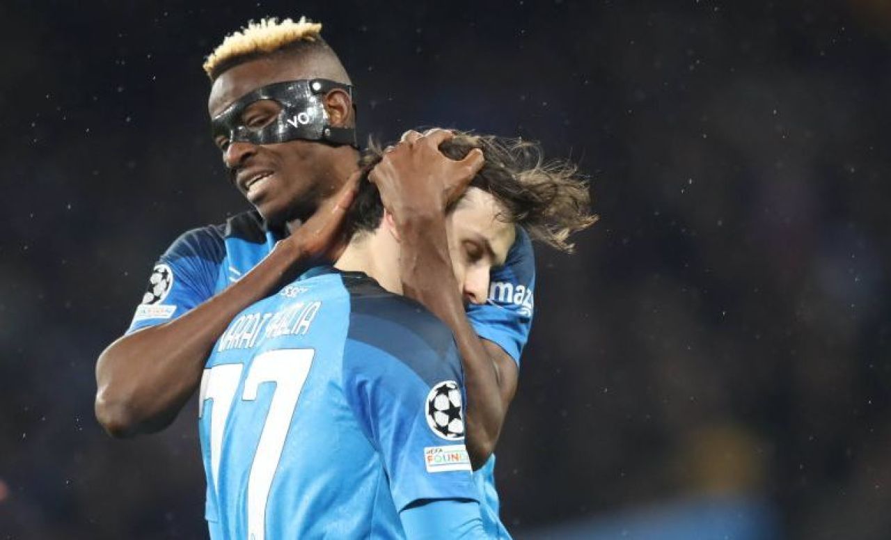 Victor Osimhen sau Khvicha Kvaratskhelia? Cine dintre cei doi de la Napoli este cel mai bun jucător din Serie A în acest sezon_18