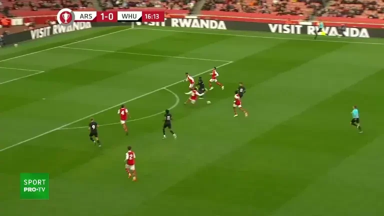 Arsenal - West Ham: gol Earthy