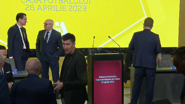 Costel Pantilimon, o adevărată apariție la Adunarea Generală FRF!_10