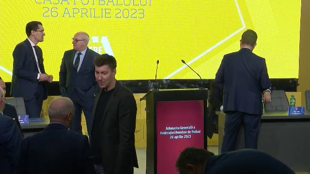 Costel Pantilimon, o adevărată apariție la Adunarea Generală FRF!_16