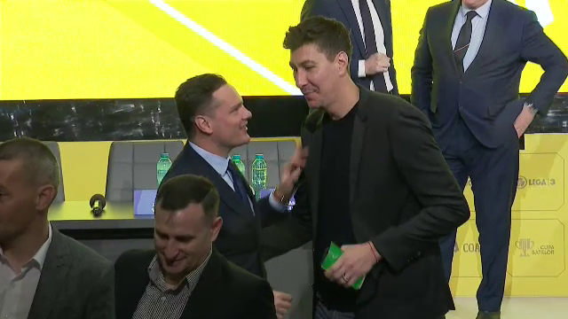 Costel Pantilimon, o adevărată apariție la Adunarea Generală FRF!_24