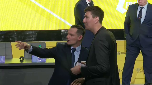 Costel Pantilimon, o adevărată apariție la Adunarea Generală FRF!_32