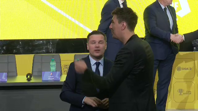Costel Pantilimon, o adevărată apariție la Adunarea Generală FRF!_49