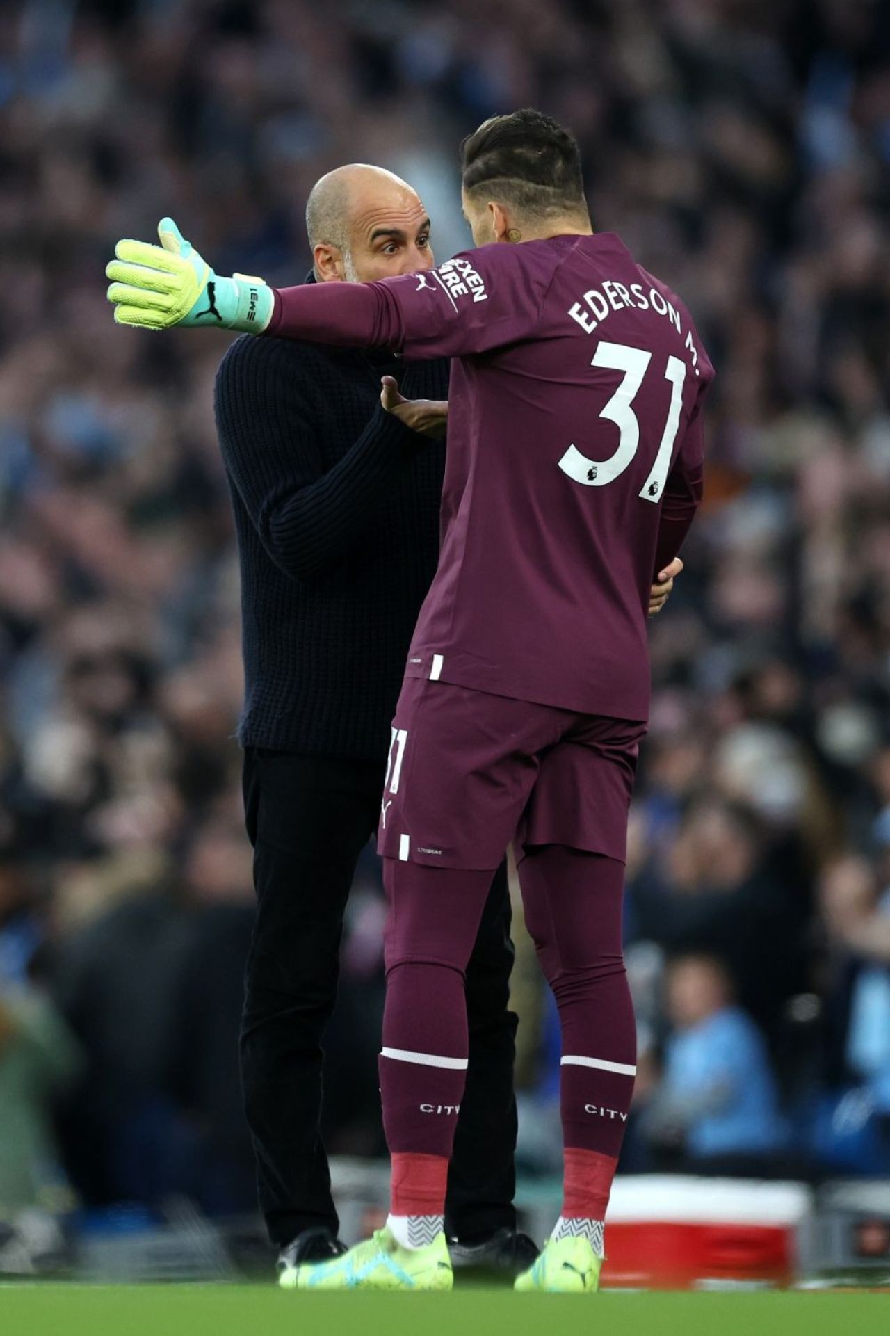 Ce făcea Pep Guardiola când toți fanii lui Manchester City sărbătoreu golul lui De Bruyne: