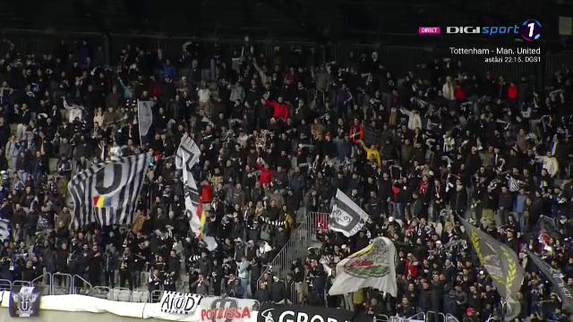 Mai ceva ca la Untold! Atmosferă incendiară la 'U' Cluj - UTA Arad_16