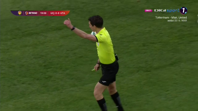 Supergolul înscris de Postolachi a fost anulat de VAR, în 'U' Cluj - UTA! Motivul pentru care arbitrul a anulat reușita_35