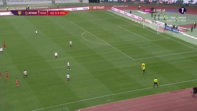 Supergolul înscris de Postolachi a fost anulat de VAR, în 'U' Cluj - UTA! Motivul pentru care arbitrul a anulat reușita_36