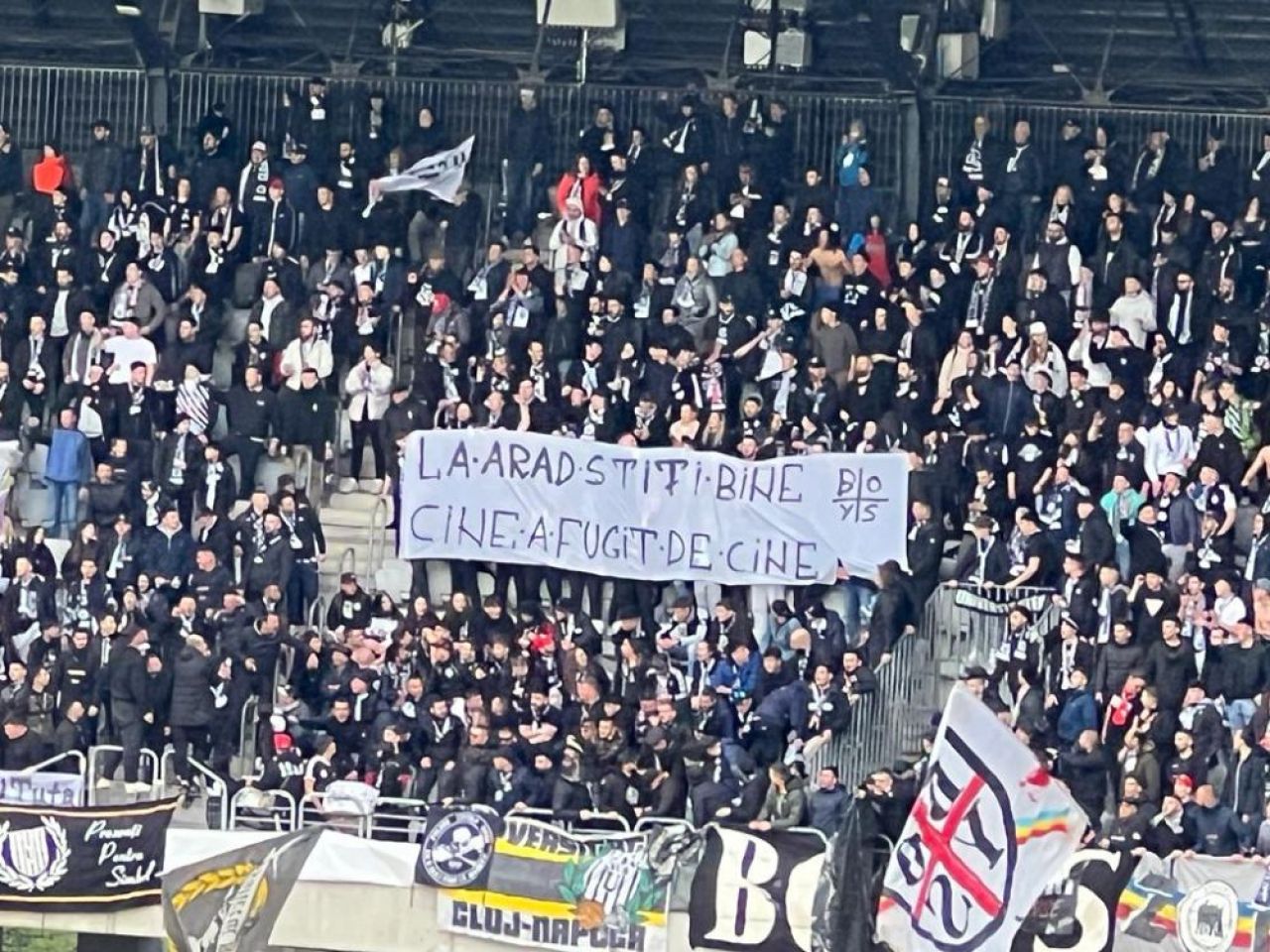Surpriză! Jucătorul din lotul lui Dan Petrescu, prezent la 'U' Cluj - UTA Arad_2