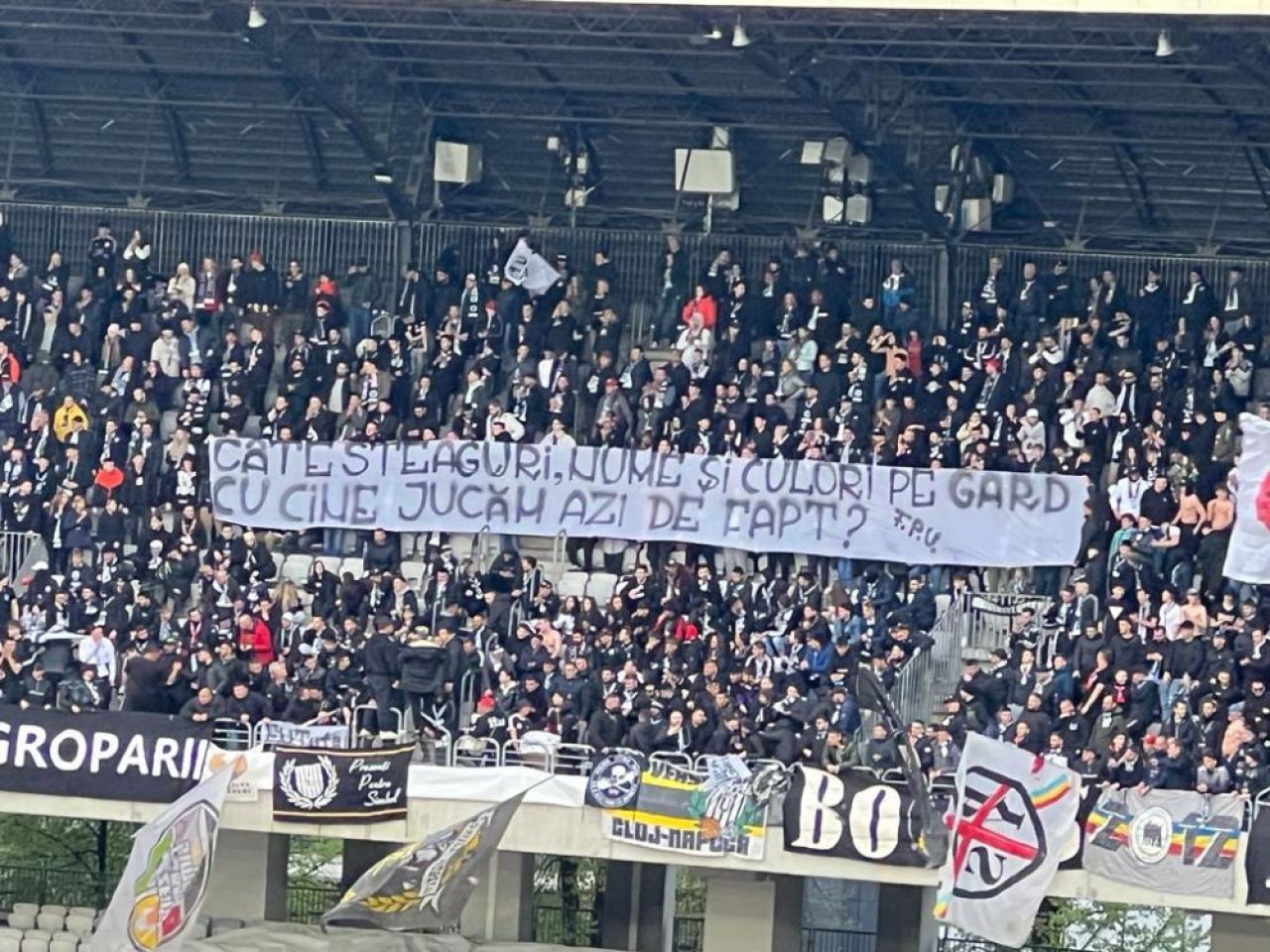 Surpriză! Jucătorul din lotul lui Dan Petrescu, prezent la 'U' Cluj - UTA Arad_3