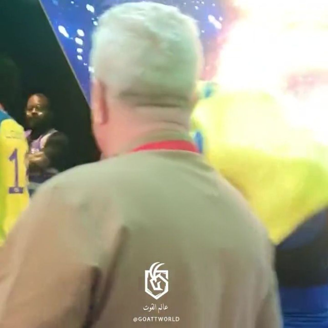 Cristiano Ronaldo i-a oferit tricoul său lui Marius Șumudică_1