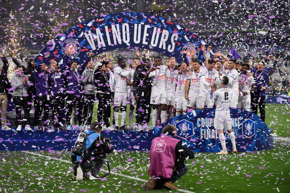 Aur pentru pierzători și argint pentru câștigători: 