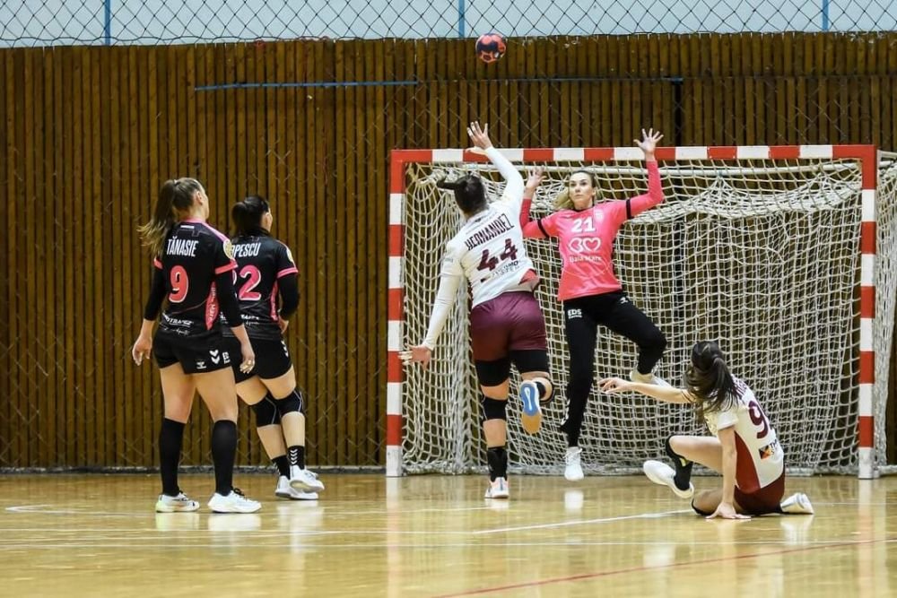 Rapid - Vipers 25-31 (12-18), în turul sferturilor Ligii Campionilor. Cu fruntea sus în fața campioanei en-titre. Greu cu Viakhireva și Katrine Lunde_4