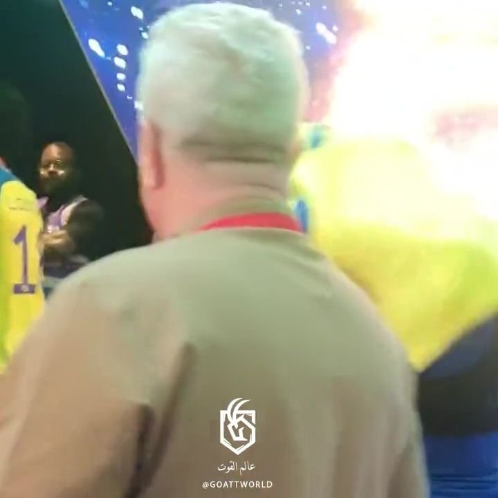 Presa din Portugalia dezvăluie ce i-a spus Cristiano Ronaldo lui Marius Șumudică după ce i-a oferit tricoul_7