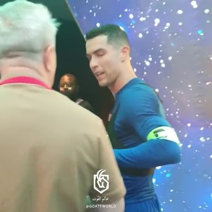 Presa din Portugalia dezvăluie ce i-a spus Cristiano Ronaldo lui Marius Șumudică după ce i-a oferit tricoul_9
