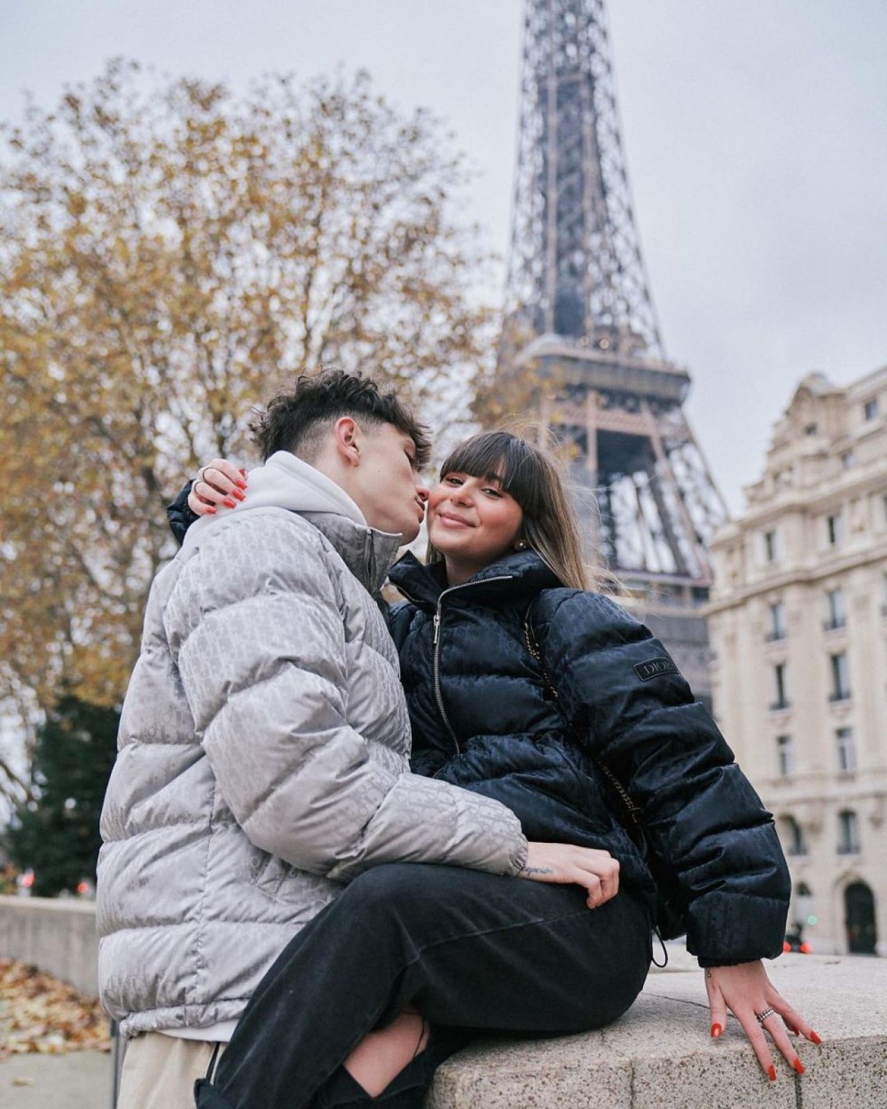 „Unde începe viața și dragostea nu se termină niciodată!” Starul de 18 ani al lui United a anunțat că devine tată după ce a semnat prelungirea _3