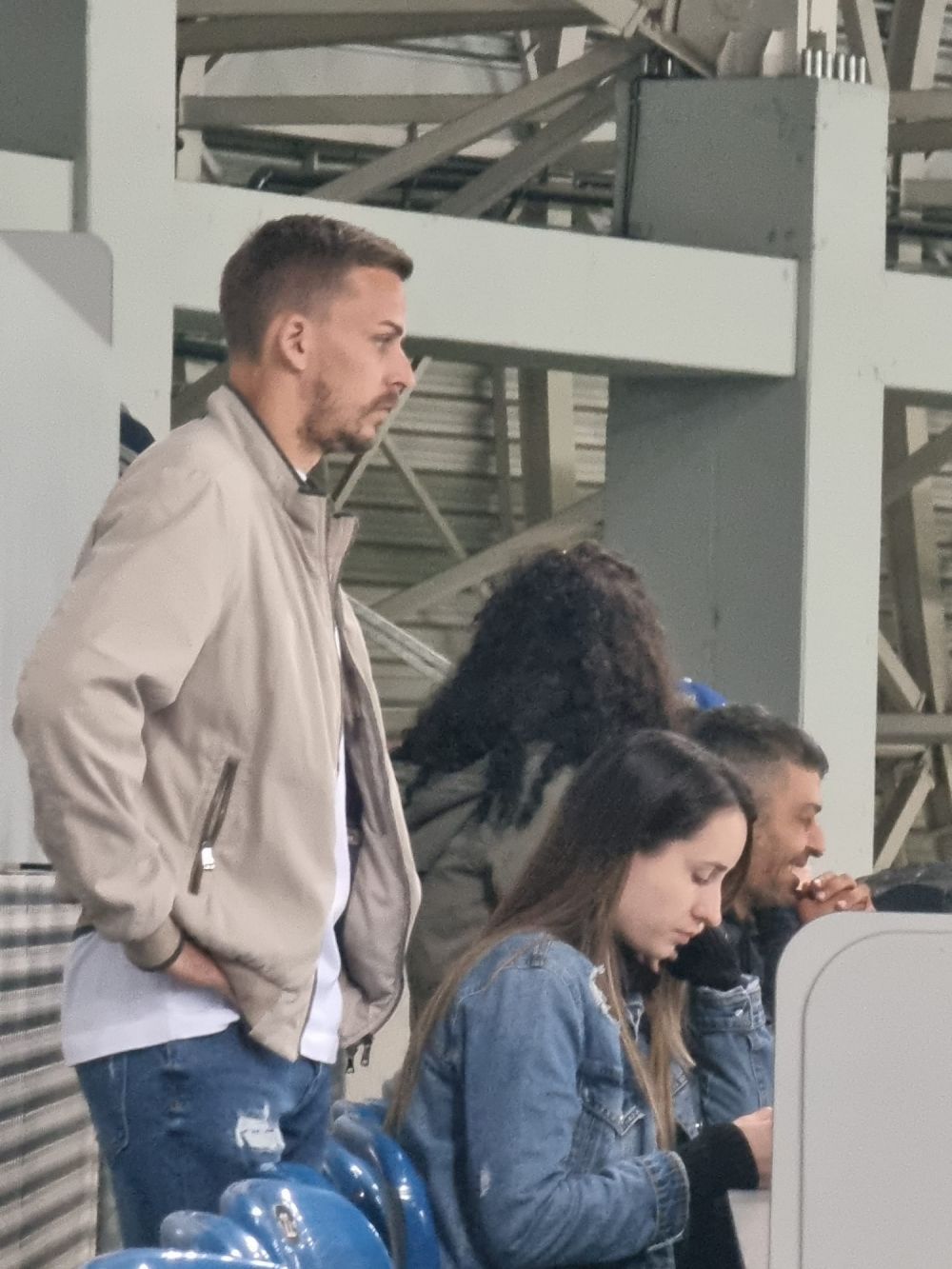 De unde urmărește Nicușor Bancu meciul dintre Universitatea Craiova și FCSB_3