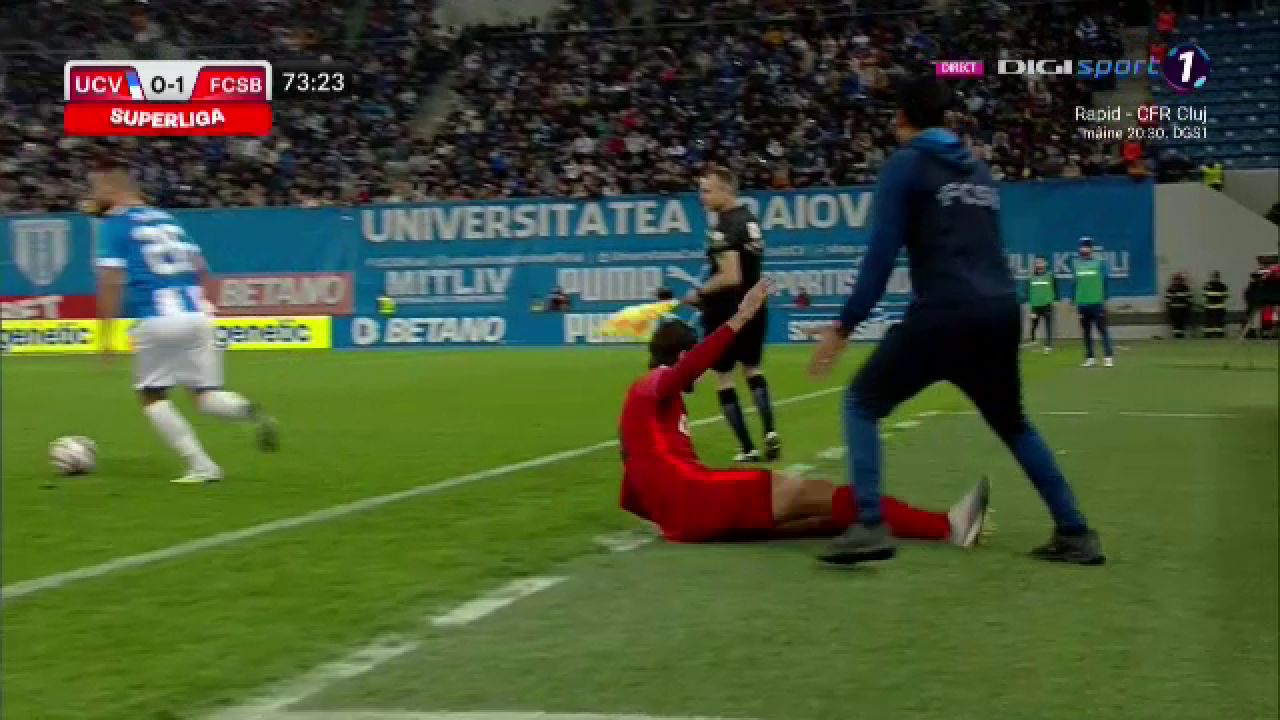 Momentul în care Istvan Kovacs l-a lăsat cu mâna întinsă pe Elias Charalambous_5