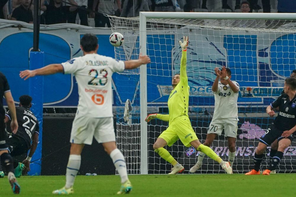 „S-a prăbușit de două ori!” Ionuț Radu, revenire cu ghinion! Două goluri în două minute încasate de român cu Marseille _5