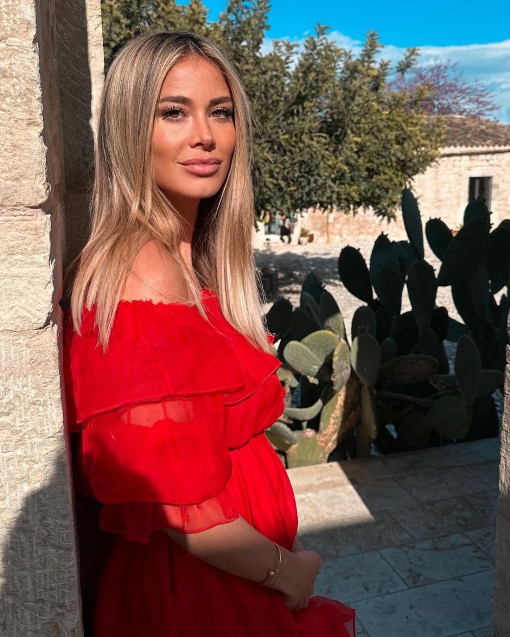 „Cea mai sexy mămică!” Diletta Leotta, apariție incendiară la centrul terenului în Napoli - Salernitana! Fanii s-au revoltat când au văzut-o cum s-a îmbrăcat _20