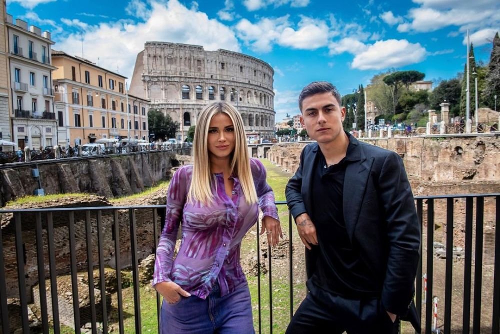 „Cea mai sexy mămică!” Diletta Leotta, apariție incendiară la centrul terenului în Napoli - Salernitana! Fanii s-au revoltat când au văzut-o cum s-a îmbrăcat _32