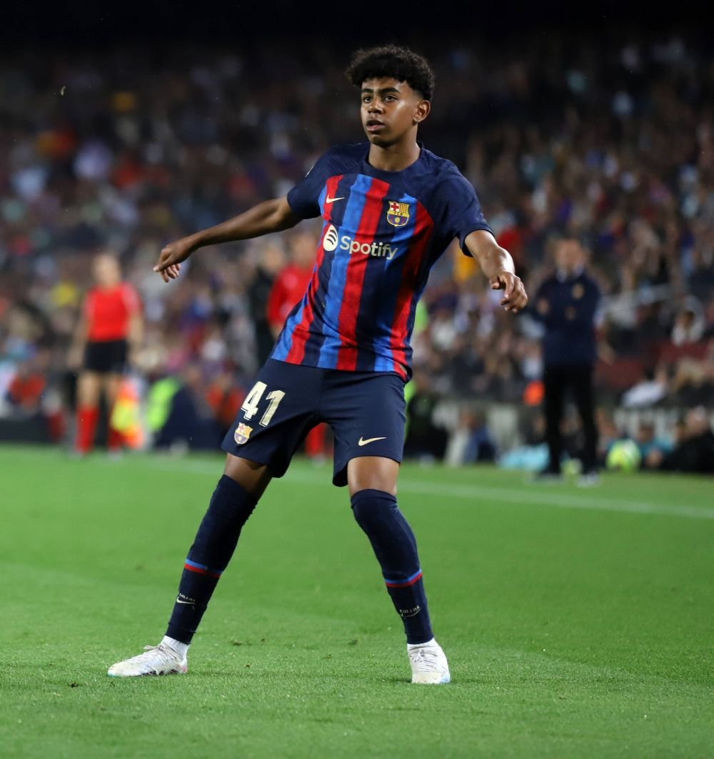 Xavi continuă cursa pentru titlul din La Liga. Surpriza din lotul de jucători convocat pentru meciul cu Osasuna_3
