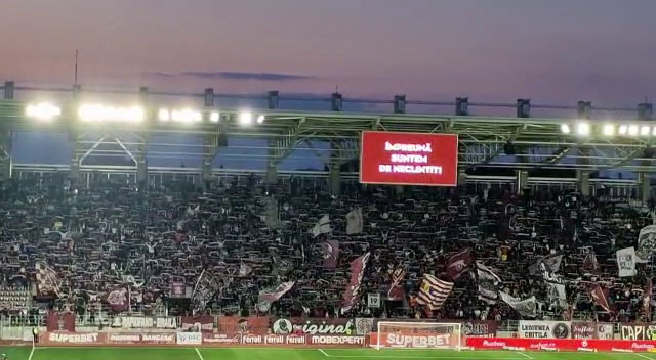 „Spionul” din Rapid - CFR! Oficialul FCSB vede pe viu spectacolul din Giulești_4