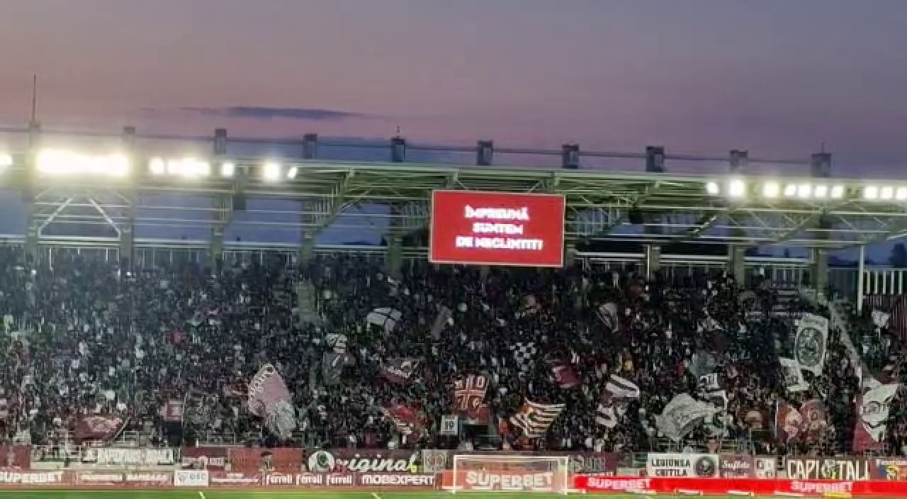 „Spionul” din Rapid - CFR! Oficialul FCSB vede pe viu spectacolul din Giulești_19
