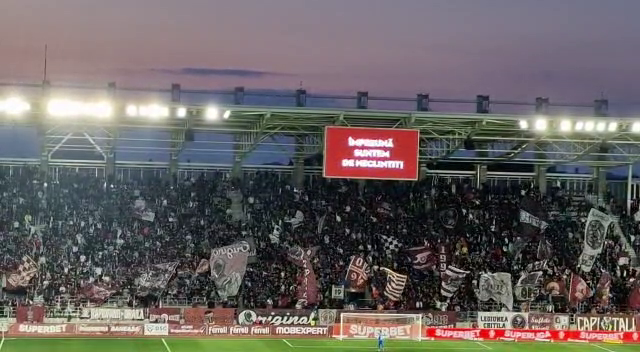 „Spionul” din Rapid - CFR! Oficialul FCSB vede pe viu spectacolul din Giulești_33