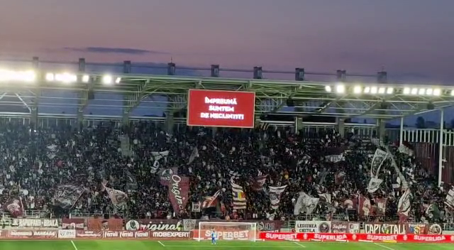 „Spionul” din Rapid - CFR! Oficialul FCSB vede pe viu spectacolul din Giulești_37