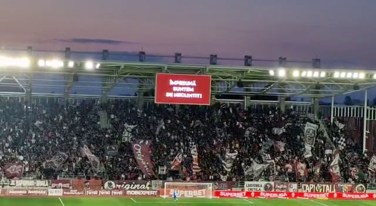 „Spionul” din Rapid - CFR! Oficialul FCSB vede pe viu spectacolul din Giulești_38