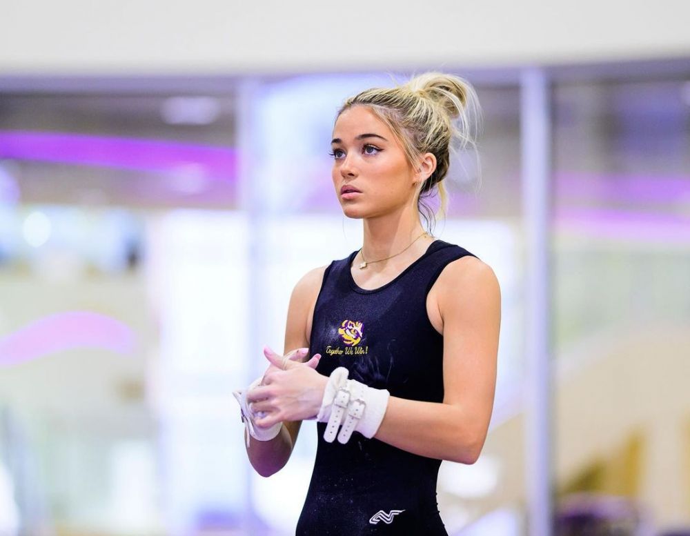 Nu-i ușor să fii bogată și frumoasă! Olivia Dunne a fost agresată la ultima competiție sportivă! Reacția gimnastei milionare _25