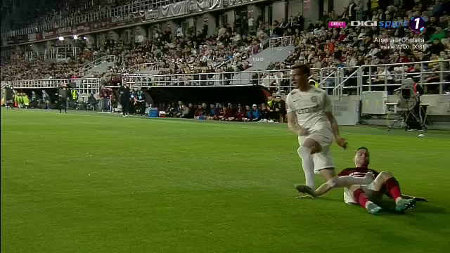 Reacție virală după o nouă intrare brutală a lui Răzvan Onea: „Cred că a văzut prea multe filme cu Bruce Willis!”_3