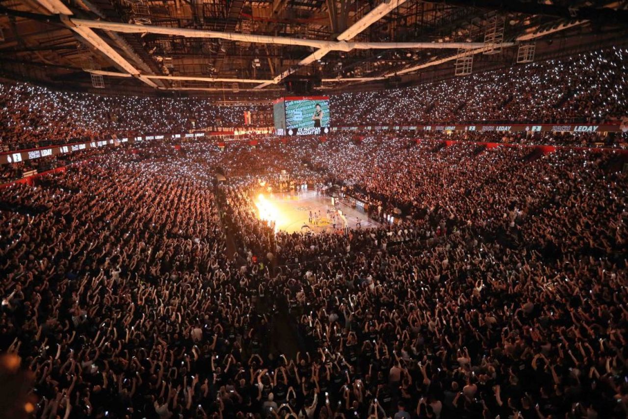 Atmosferă incendiară pe Stark Arena, în fața a peste 20.000 de spectatori. Duelul dintre Partizan și Real Madrid ajunge la al patrulea episod_7