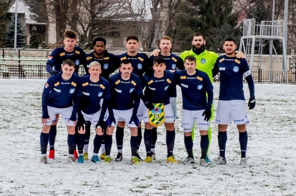 Fiesta grozavă! Imagini din vestiarul lui Poli Iași după promovarea în Superliga_2