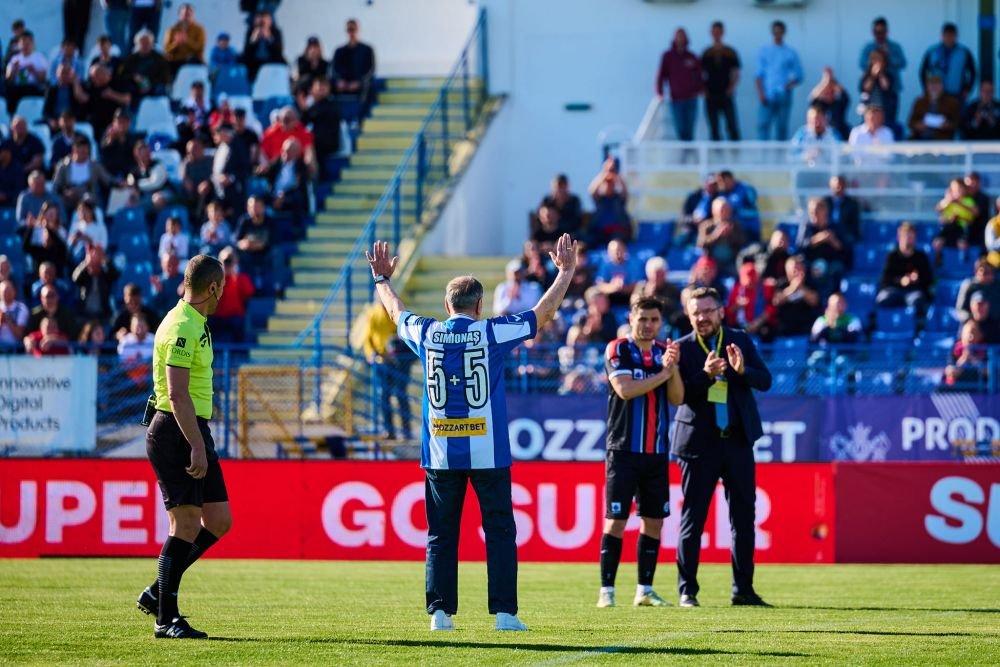 Fiesta grozavă! Imagini din vestiarul lui Poli Iași după promovarea în Superliga_9
