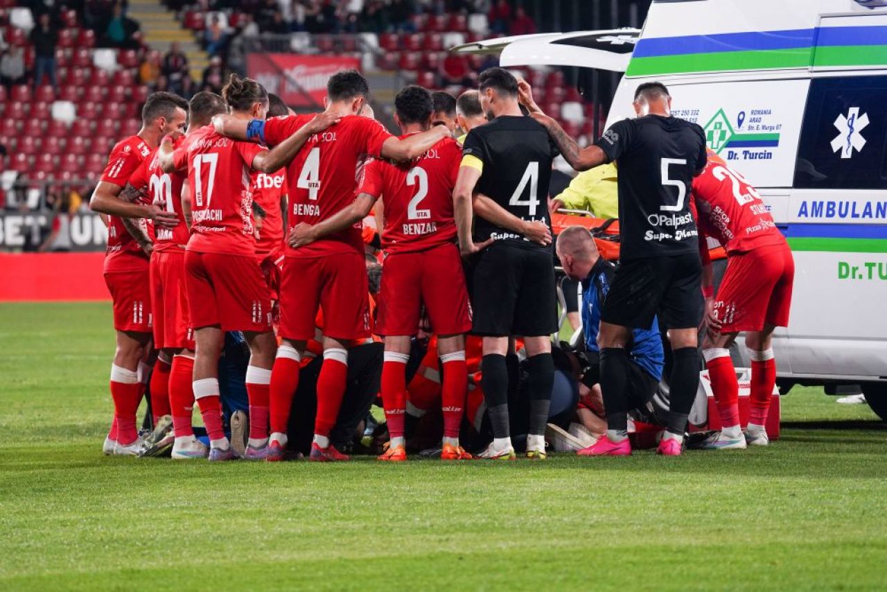 Anunțul clubului UTA despre starea lui Rareș Pop, care s-a prăbușit pe teren în meciul cu FC Hermannstadt_4