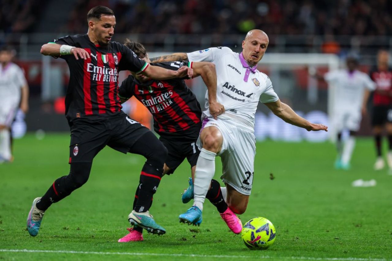 Țineți-vă bine! Vlad Chiricheș, MVP în AC Milan - Cremonese: ”Un zid, de departe cel mai bun de pe teren”_1