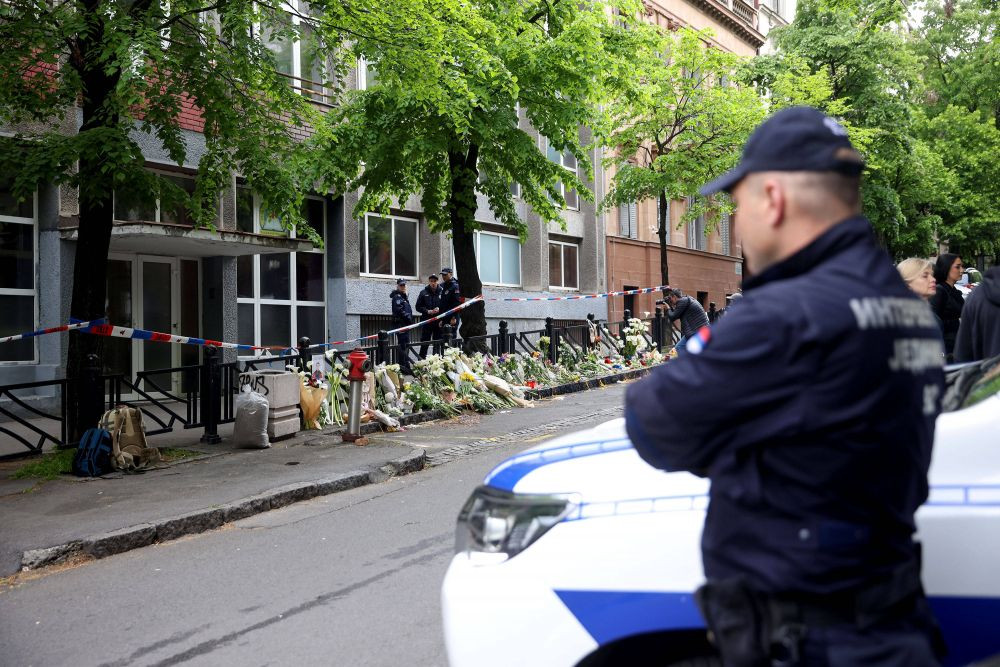 Masacrul din Belgrad | Noi informații despre Dragan Kobiljski, antrenorul de la Zalău a cărui fiică a fost ucisă la școala din capitala Serbiei_12