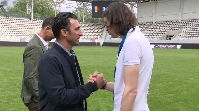 Cu ce fotbalist a fost surprins Elias Charalambous stând de vorbă la Gala Mihai Neșu (LIVE pe Pro Arena & VOYO, ora 18:00)_12