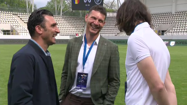 Cu ce fotbalist a fost surprins Elias Charalambous stând de vorbă la Gala Mihai Neșu (LIVE pe Pro Arena & VOYO, ora 18:00)_47