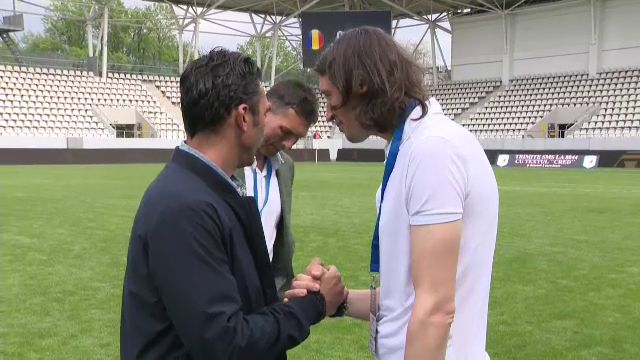Elias Charalambous e alături de Mihai Neșu: „Sunt fericit că pot da ceva înapoi”_17