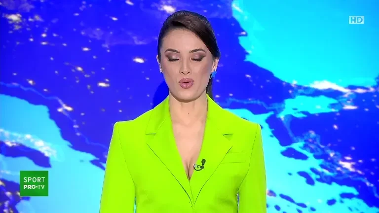 Rom&acirc;nia &icirc;l dă pe cel mai &icirc;nalt campion din box. Are 18 ani și 2,06 m