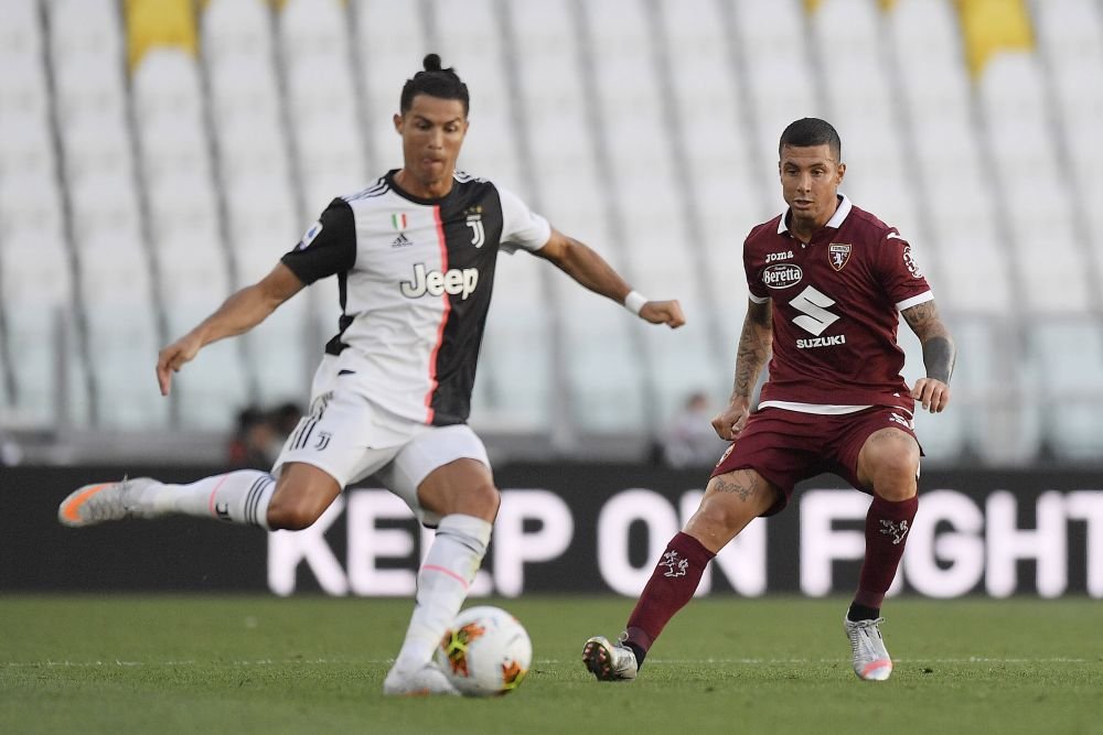 Cine este fotbalistul din naționala Italiei condamnat la 5 ani de închisoare pentru trucarea unui meci și asociere cu mafia din Napoli_8