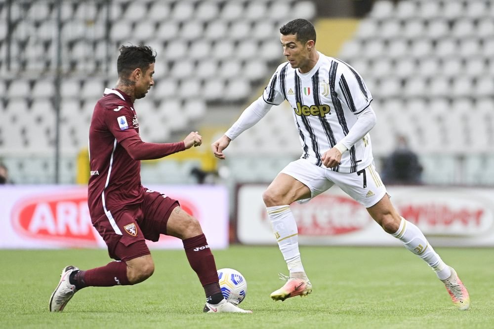 Cine este fotbalistul din naționala Italiei condamnat la 5 ani de închisoare pentru trucarea unui meci și asociere cu mafia din Napoli_9