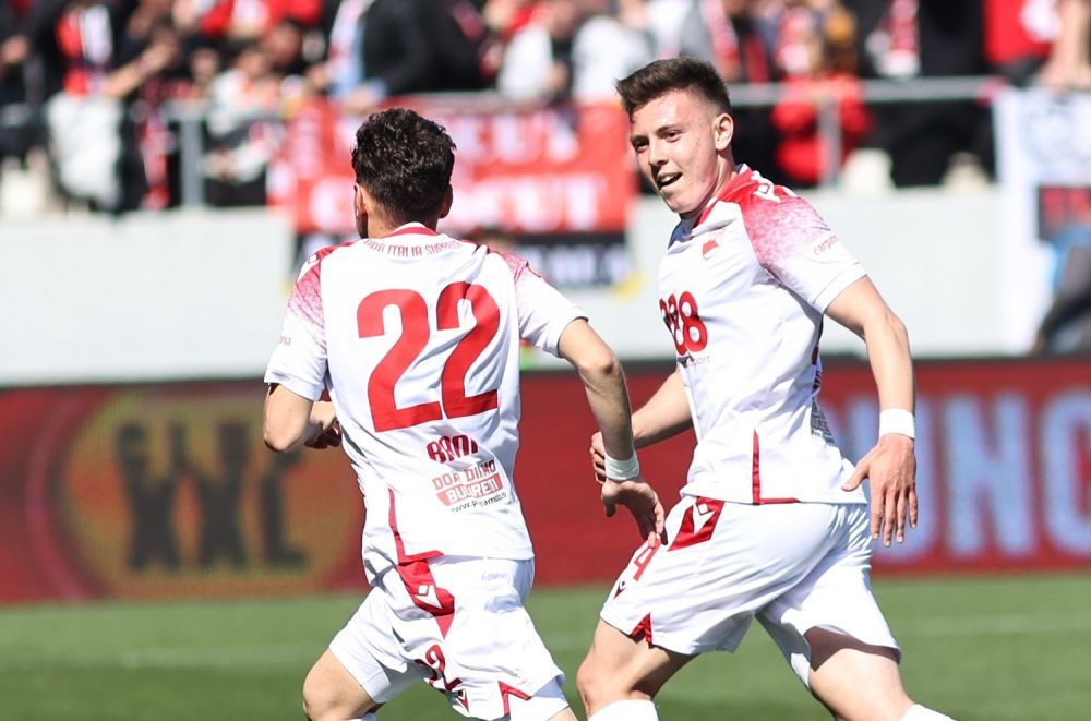 Dinamo - Unirea Dej 0-0 |