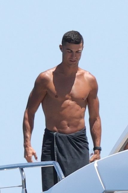 Cristiano Ronaldo a pus capăt speculațiilor despre problemele cu Georgina Rodriguez. Imaginile publicate de portughez_15