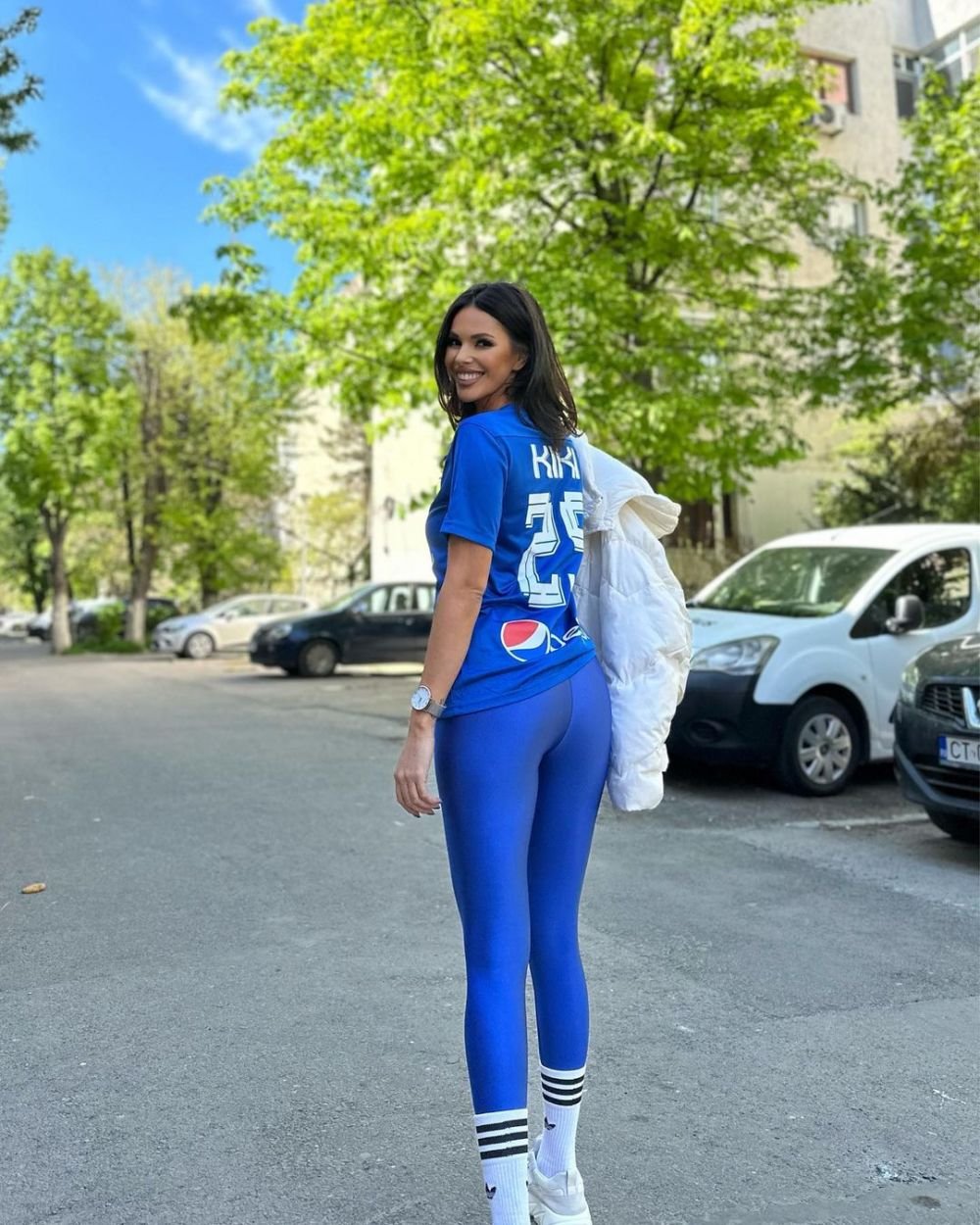 Cea mai înfocată suporteră a Farului, reacție explozivă după golul patru al constănțenilor. Cum a fost surprinsă în tribune_24