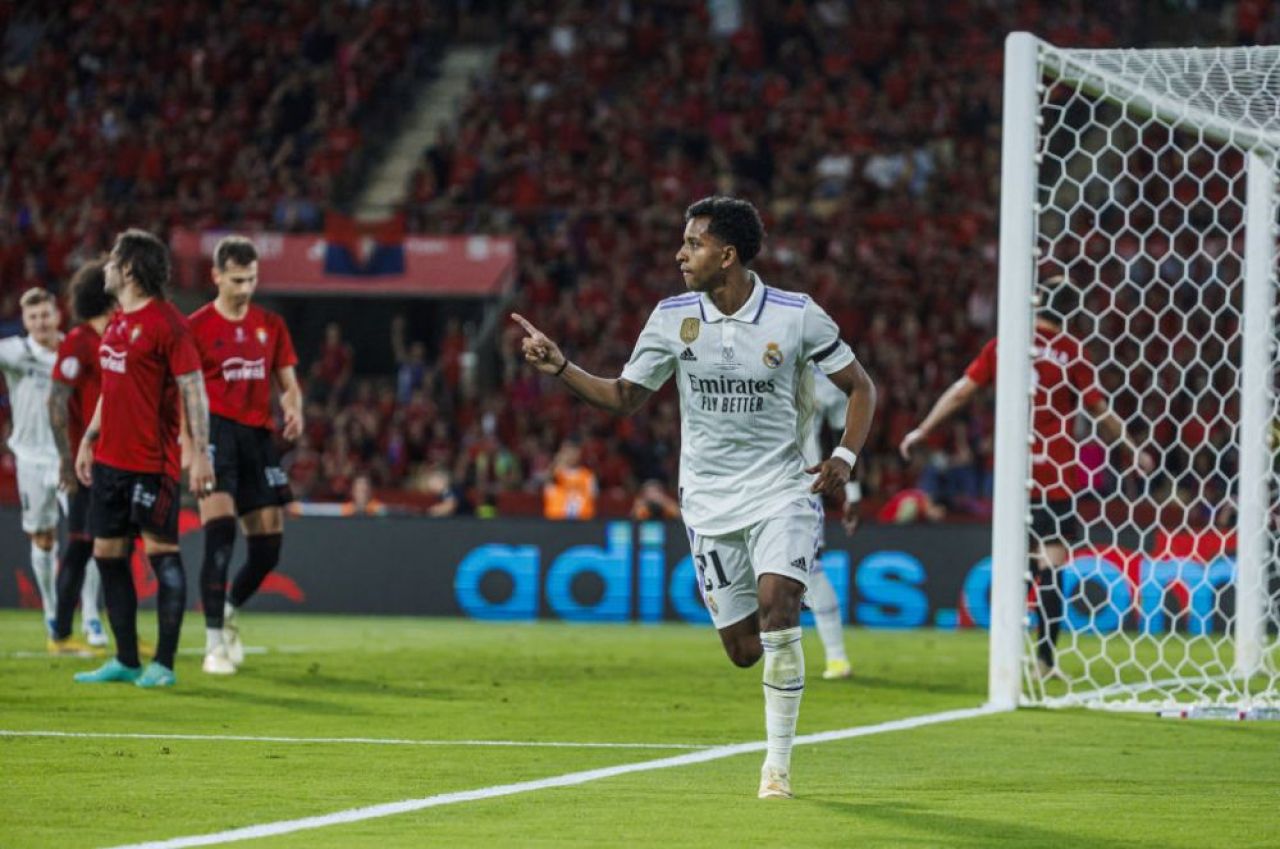 Real Madrid, campioană în Cupa Regelui Spaniei! Rodrygo i-a adus lui Ancelotti singurul trofeu care îi lipsea de la revenire! + Perez îl apără pe Vincius Jr. _3